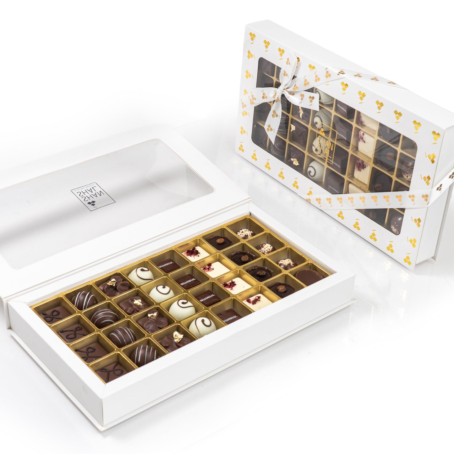 32 pieces classical Chocolate box